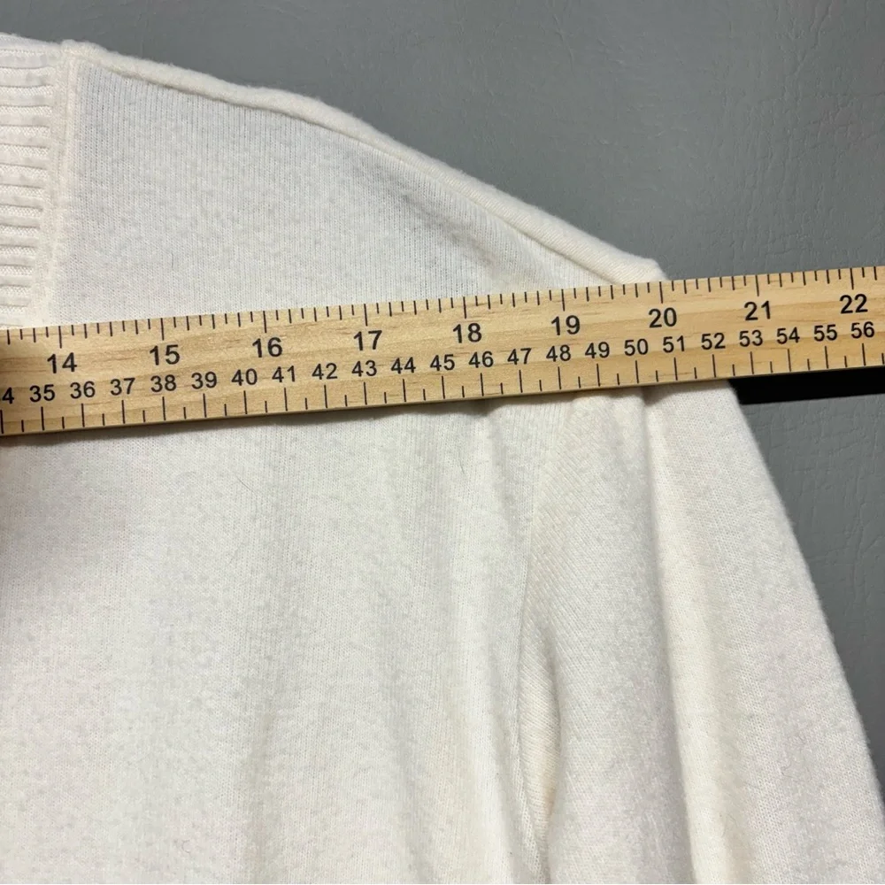✨LOFT V-Neck Pullover Sweater Cream Knitted Long Sleeve Size MP